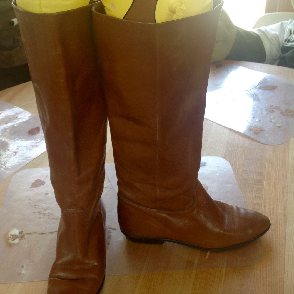 soft leather boots  7 1/2 M